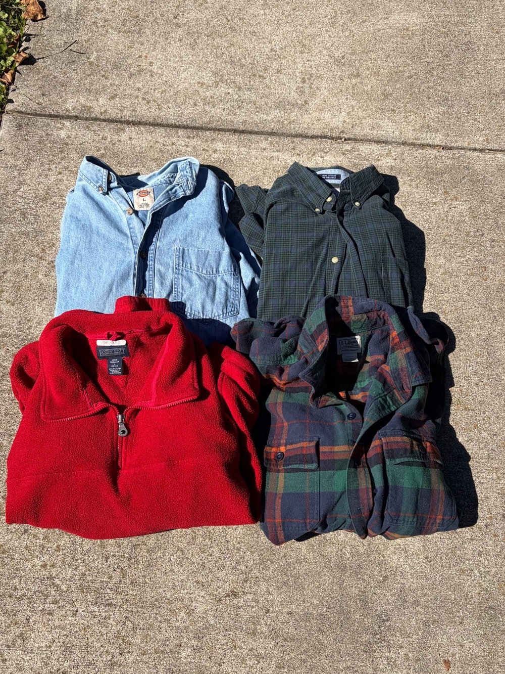 Men’s L thrifted vintage Hiking Bundle of 4 long sleeve shirts